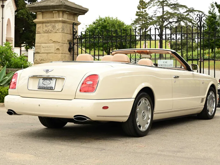 CREAM, 2008 BENTLEY AZURE Image 6