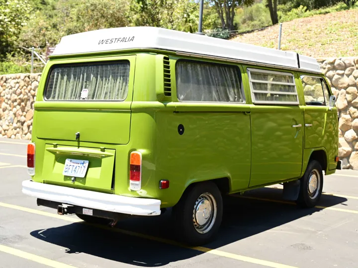 GREEN, 1976 VOLKSWAGEN WESTFALIA CAMPER Image 6