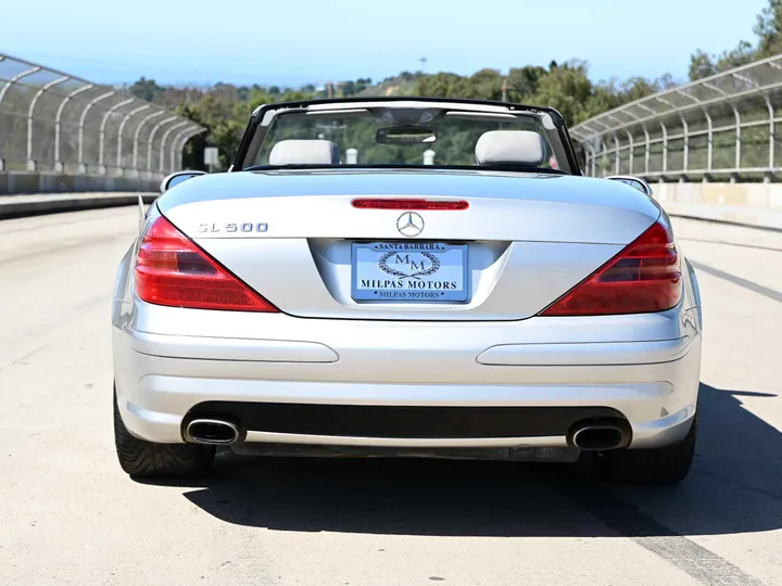 SILVER, 2003 MERCEDES-BENZ SL-CLASS Image 4