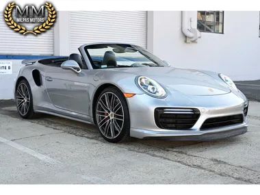 SILVER, 2017 PORSCHE 911 Image 