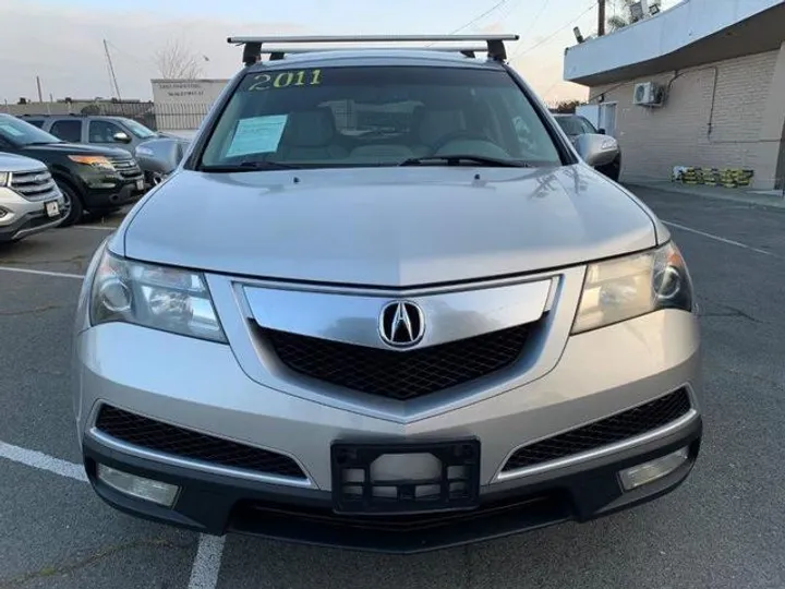 SILVER, 2011 ACURA MDX Image 9