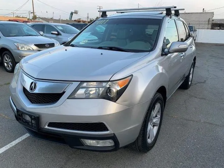 SILVER, 2011 ACURA MDX Image 12