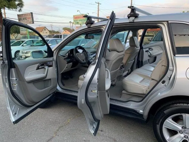 SILVER, 2011 ACURA MDX Image 62