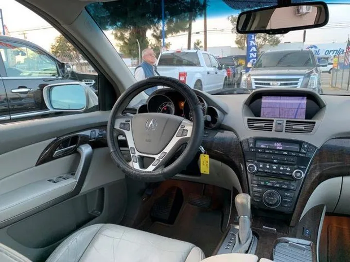 SILVER, 2011 ACURA MDX Image 99