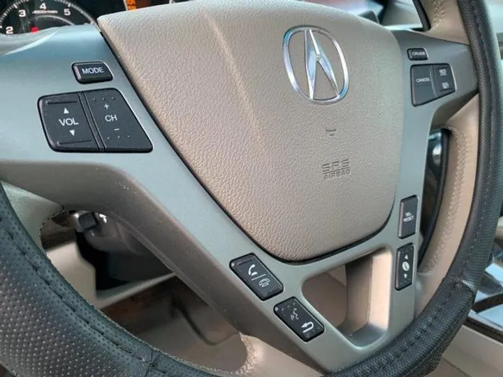 SILVER, 2011 ACURA MDX Image 114