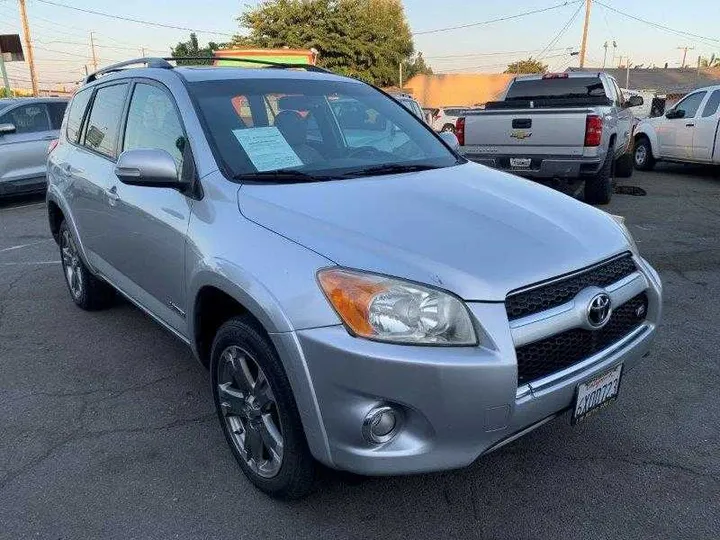 SILVER, 2009 TOYOTA RAV4 Image 2