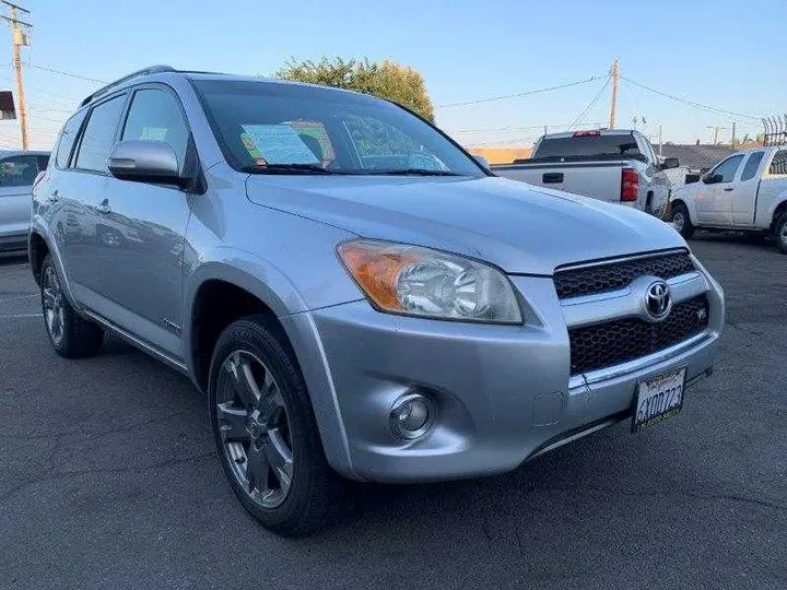 SILVER, 2009 TOYOTA RAV4 Image 3