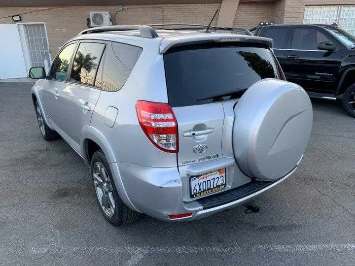 SILVER, 2009 TOYOTA RAV4 Image 19