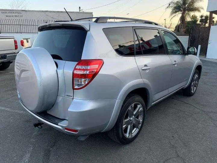 SILVER, 2009 TOYOTA RAV4 Image 28