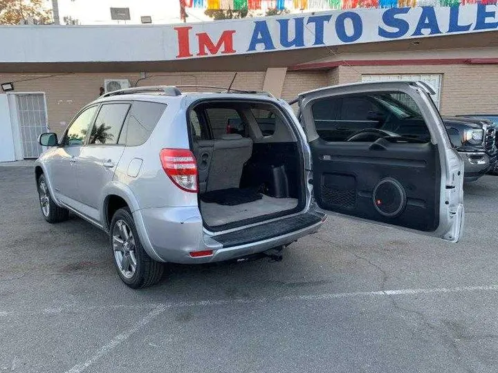 SILVER, 2009 TOYOTA RAV4 Image 30