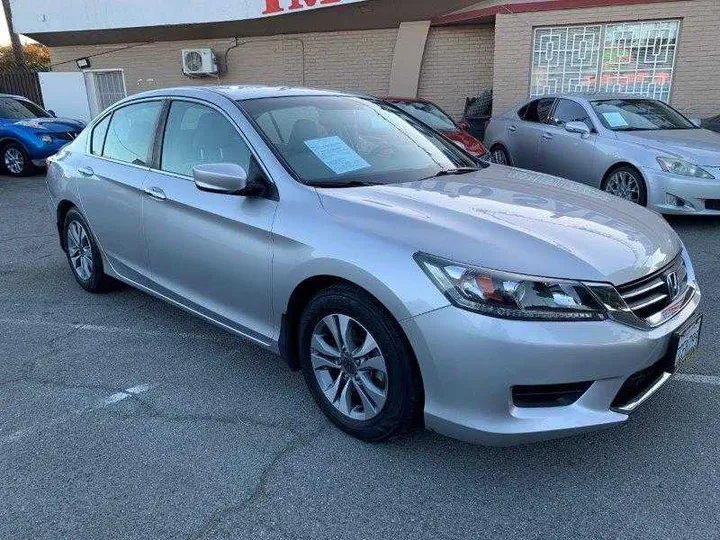 SILVER, 2014 HONDA ACCORD Image 5