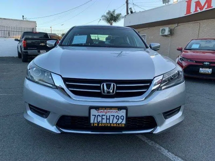 SILVER, 2014 HONDA ACCORD Image 11