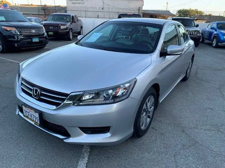 SILVER, 2014 HONDA ACCORD Image 13