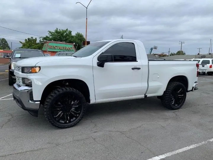 WHITE, 2021 CHEVROLET SILVERADO 1500 Image 23