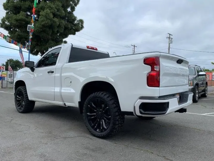 WHITE, 2021 CHEVROLET SILVERADO 1500 Image 27