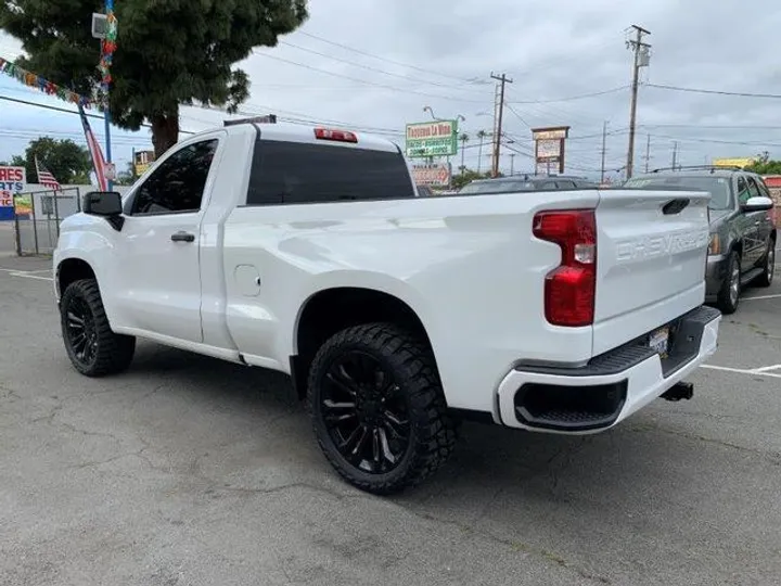 WHITE, 2021 CHEVROLET SILVERADO 1500 Image 28