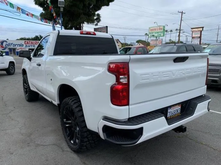 WHITE, 2021 CHEVROLET SILVERADO 1500 Image 31