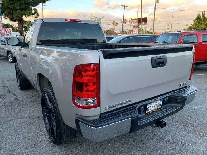 SILVER, 2008 GMC SIERRA 1500 REGULAR CAB Image 26