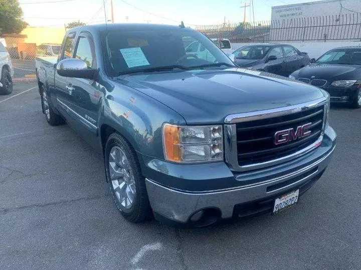 BLUE, 2011 GMC SIERRA EXT CAB Image 2