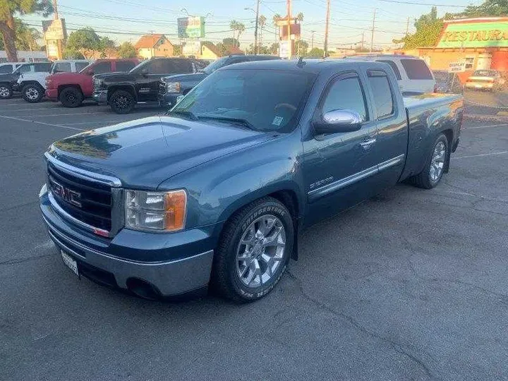 BLUE, 2011 GMC SIERRA EXT CAB Image 13