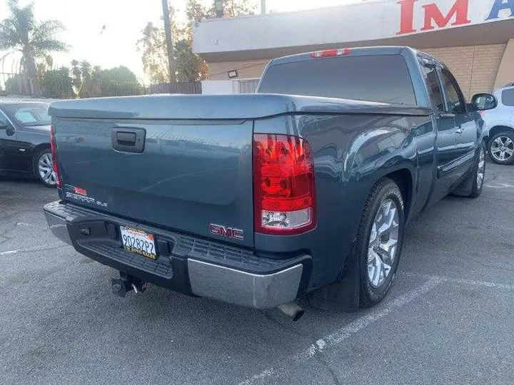 BLUE, 2011 GMC SIERRA EXT CAB Image 35