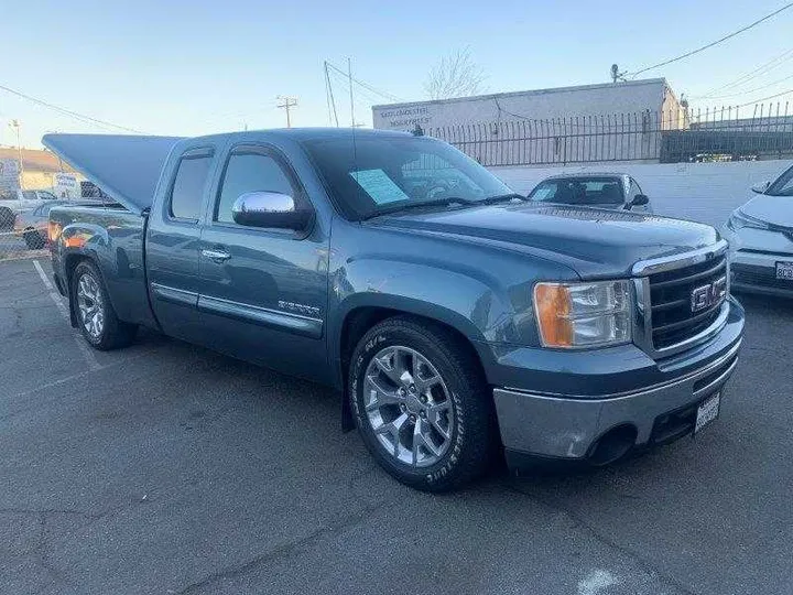 BLUE, 2011 GMC SIERRA EXT CAB Image 47