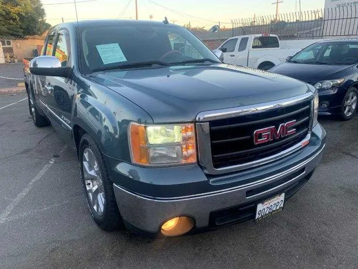 BLUE, 2011 GMC SIERRA EXT CAB Image 124