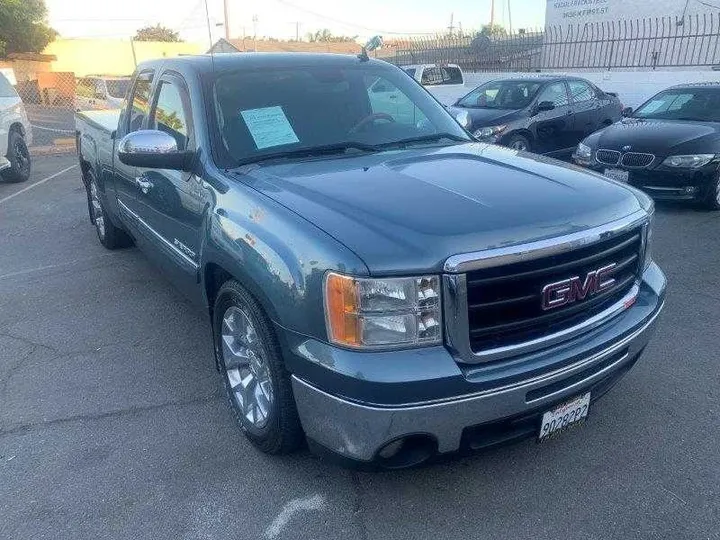 BLUE, 2011 GMC SIERRA EXT CAB Image 1