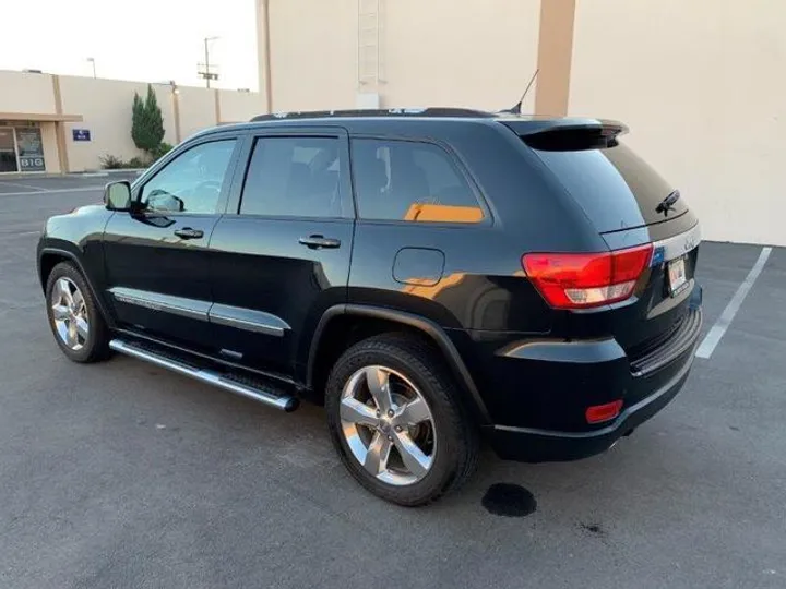 BLACK, 2011 JEEP GRAND CHEROKEE Image 18