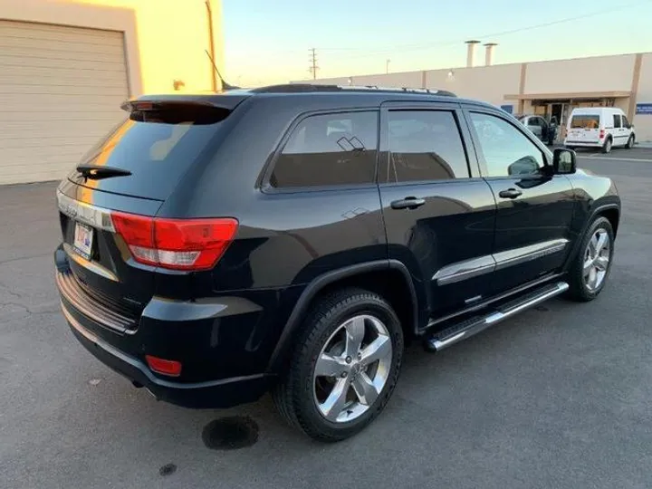 BLACK, 2011 JEEP GRAND CHEROKEE Image 29