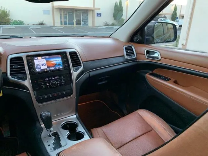 BLACK, 2011 JEEP GRAND CHEROKEE Image 108