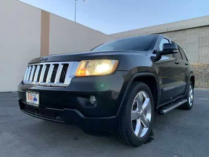 BLACK, 2011 JEEP GRAND CHEROKEE Image 136