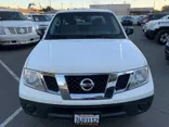 WHITE, 2019 NISSAN FRONTIER KING CAB Thumnail Image 7