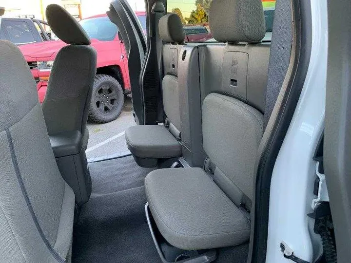 WHITE, 2019 NISSAN FRONTIER KING CAB Image 71