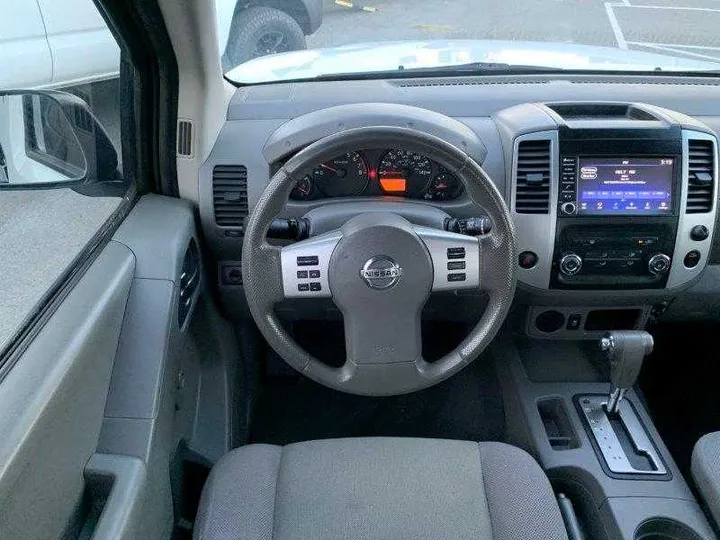 WHITE, 2019 NISSAN FRONTIER KING CAB Image 91