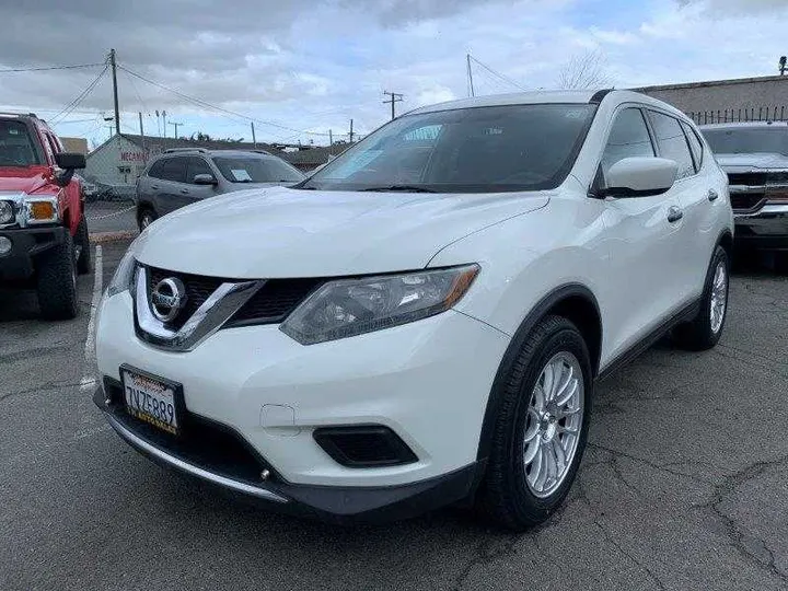 WHITE, 2016 NISSAN ROGUE Image 15