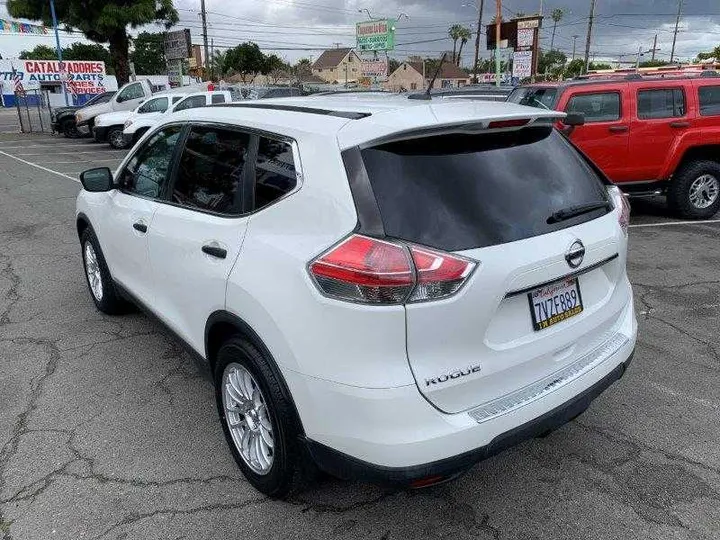 WHITE, 2016 NISSAN ROGUE Image 26