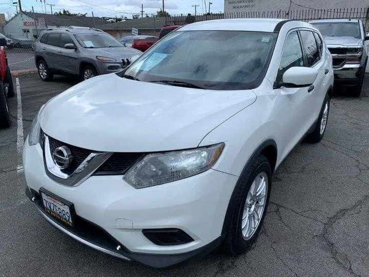 WHITE, 2016 NISSAN ROGUE Image 58