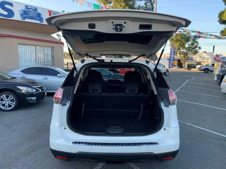 WHITE, 2016 NISSAN ROGUE Image 66