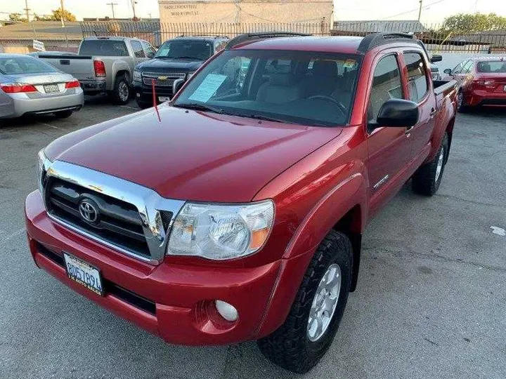 RED, 2006 TOYOTA TACOMA DOUBLE CAB Image 12