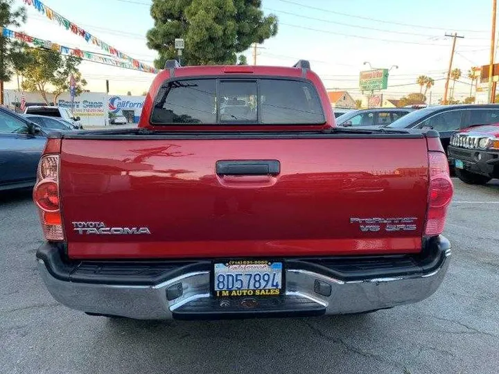 RED, 2006 TOYOTA TACOMA DOUBLE CAB Image 30