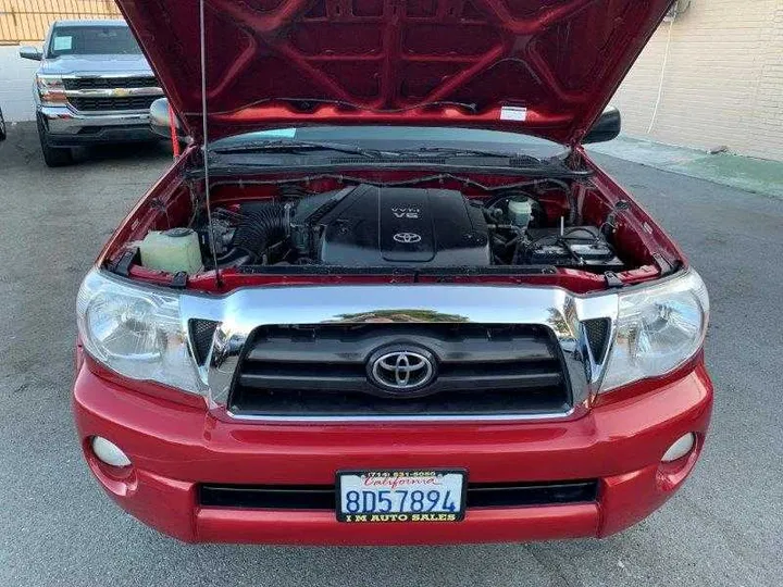 RED, 2006 TOYOTA TACOMA DOUBLE CAB Image 41