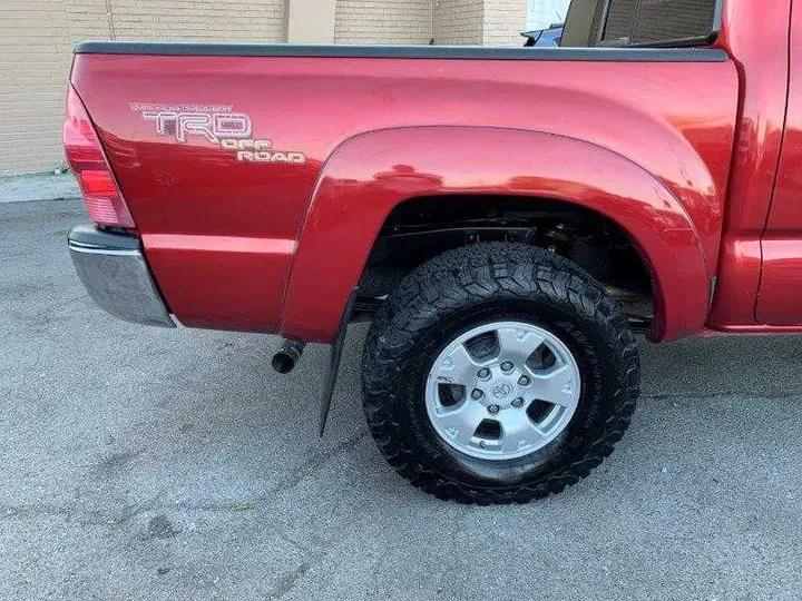 RED, 2006 TOYOTA TACOMA DOUBLE CAB Image 55