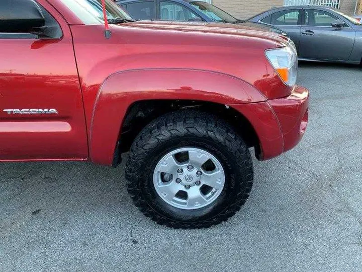 RED, 2006 TOYOTA TACOMA DOUBLE CAB Image 59