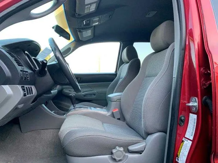 RED, 2006 TOYOTA TACOMA DOUBLE CAB Image 83