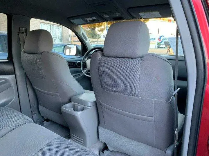 RED, 2006 TOYOTA TACOMA DOUBLE CAB Image 95