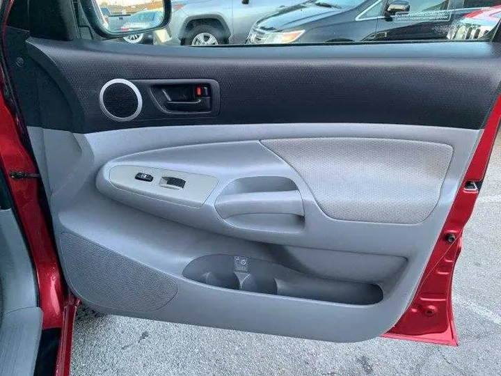 RED, 2006 TOYOTA TACOMA DOUBLE CAB Image 101