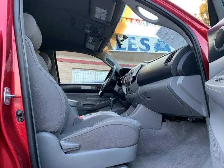 RED, 2006 TOYOTA TACOMA DOUBLE CAB Image 106