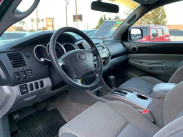 RED, 2006 TOYOTA TACOMA DOUBLE CAB Image 119