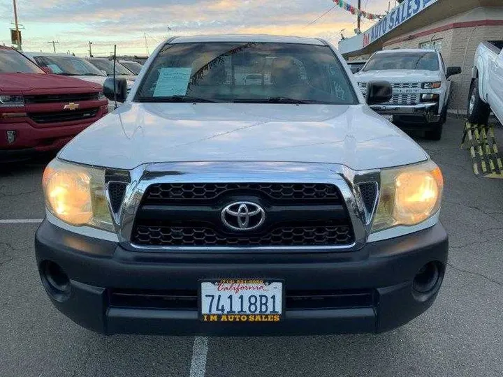 WHITE, 2011 TOYOTA TACOMA ACCESS CAB Image 60